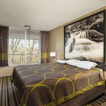 Super 8 By Wyndham Sevierville Riverside Luaran gambar