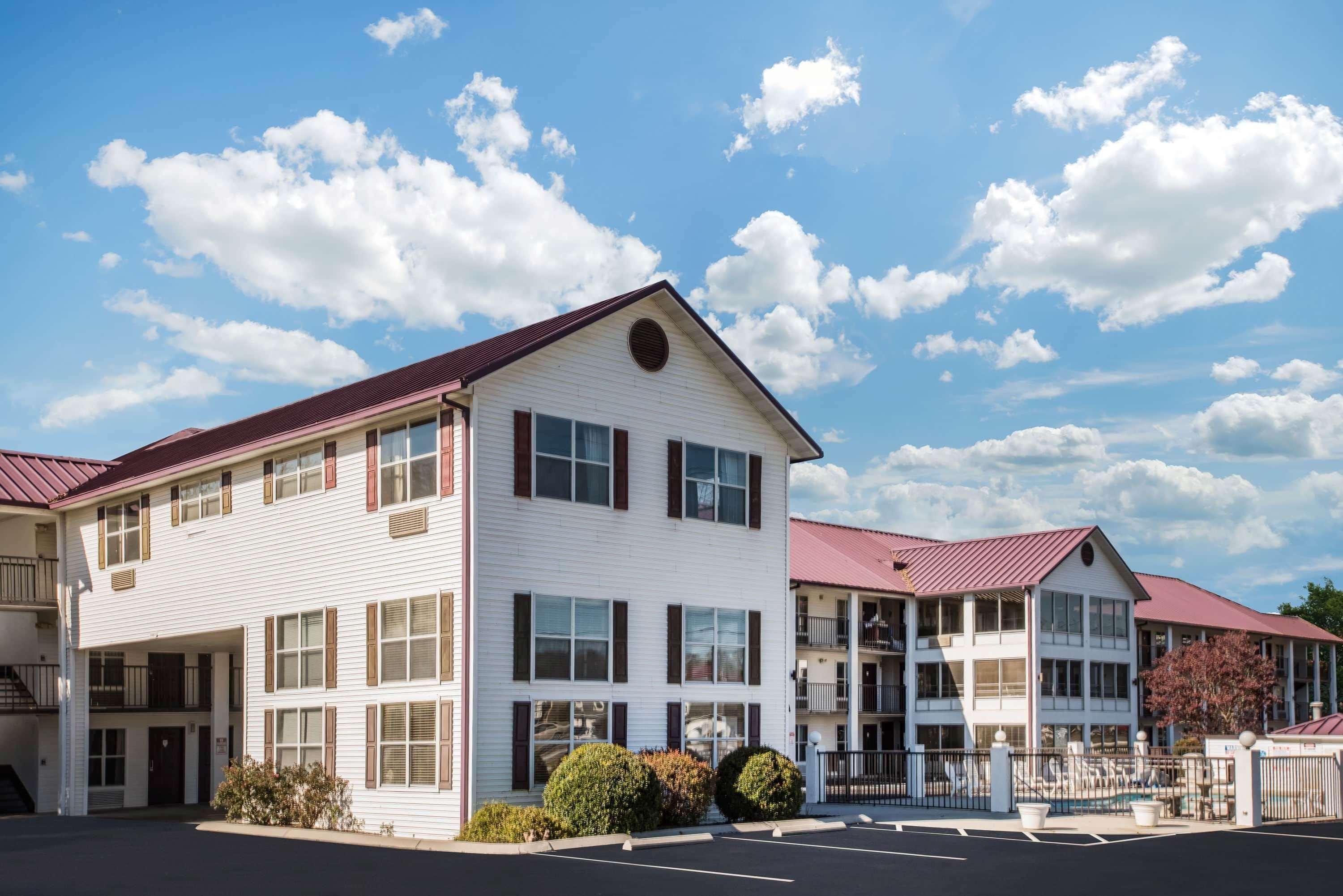 Super 8 By Wyndham Sevierville Riverside Luaran gambar